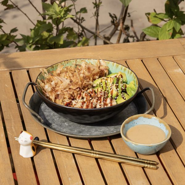 Poke buol katsabushi with eel