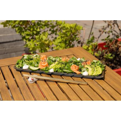 Салат з лососем та авокадо