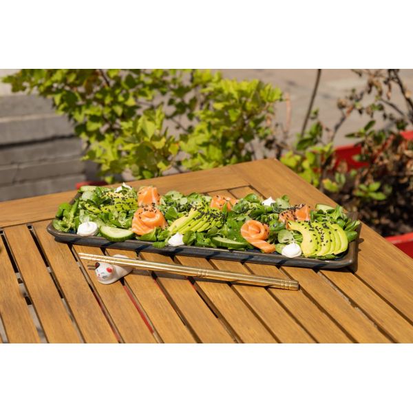 サーモンとアボカドのサラダ