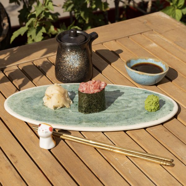 Gunkan with tuna